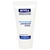 Дневной крем "Nivea Visage", увлажняющий, 15 мл Германия Артикул: 81235 Товар сертифицирован инфо 1582r.